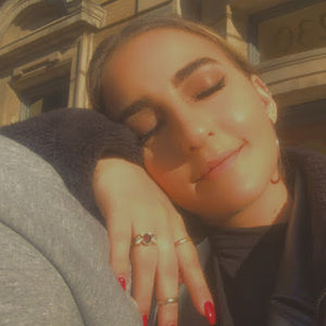 Meet your Posher, Jasmine